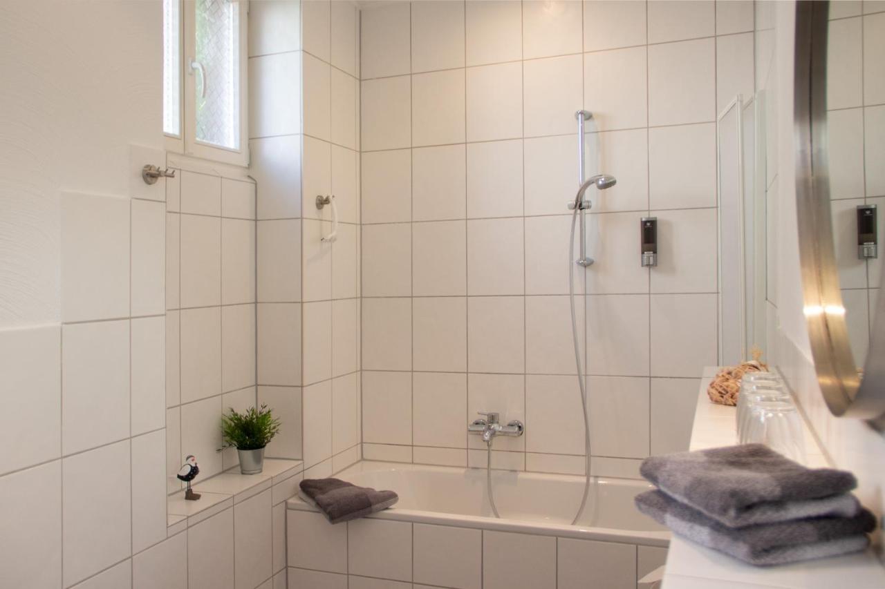 Ferienwohnung Hufelandstern Bis 7 Personen - Mit E-Ladesaeule! バート・ヴィルドゥンゲン エクステリア 写真
