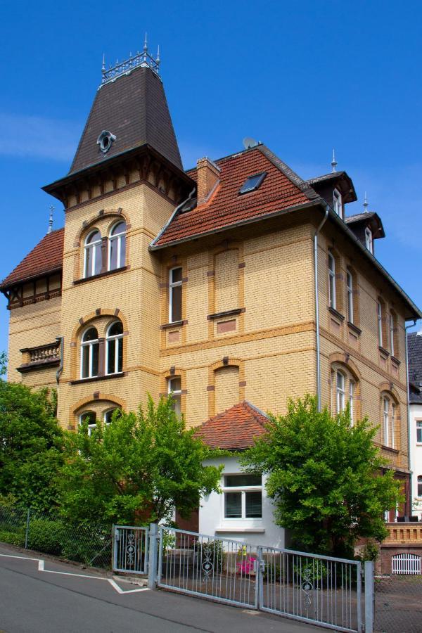 Ferienwohnung Hufelandstern Bis 7 Personen - Mit E-Ladesaeule! バート・ヴィルドゥンゲン エクステリア 写真